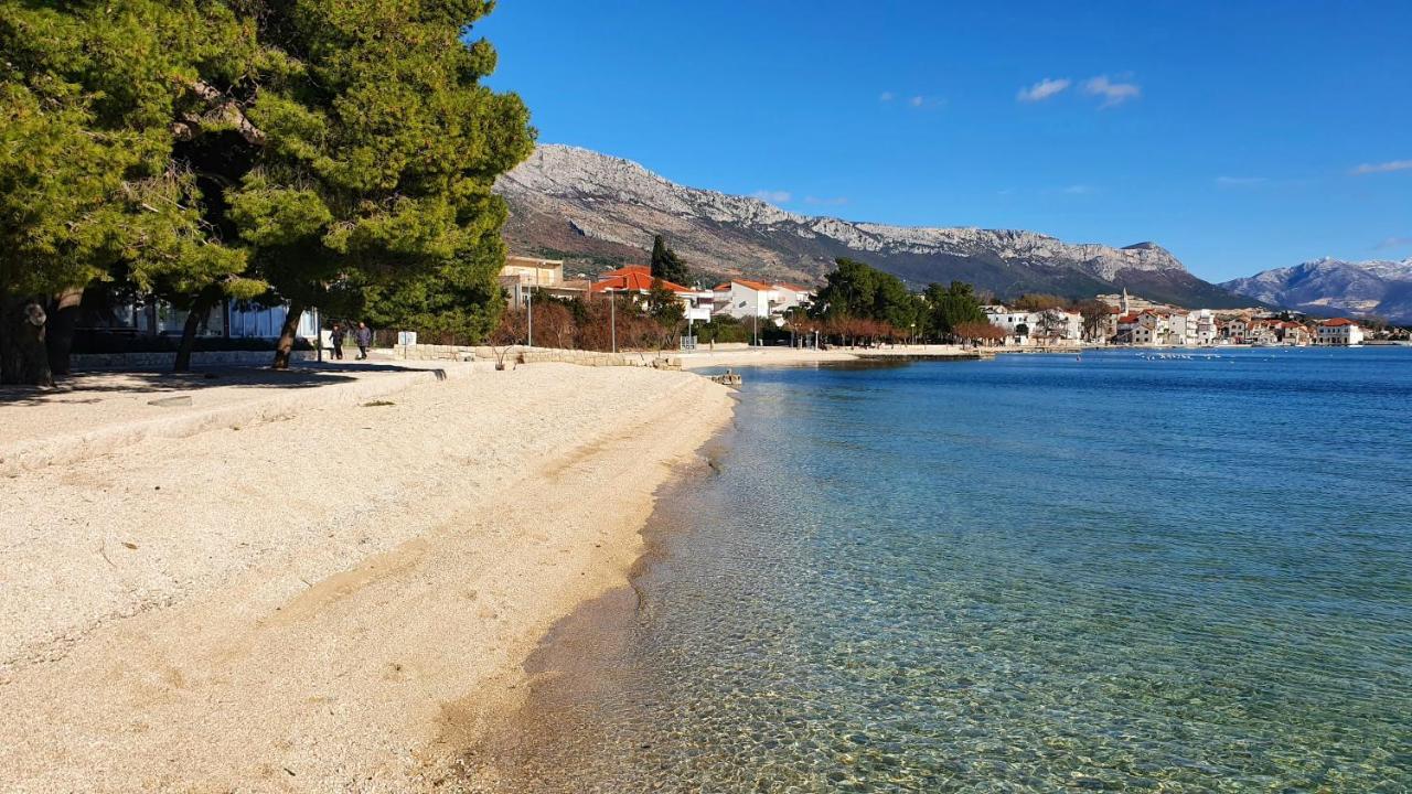 Villa Elysium - Beautiful Family House With Heated Pool Kaštela エクステリア 写真