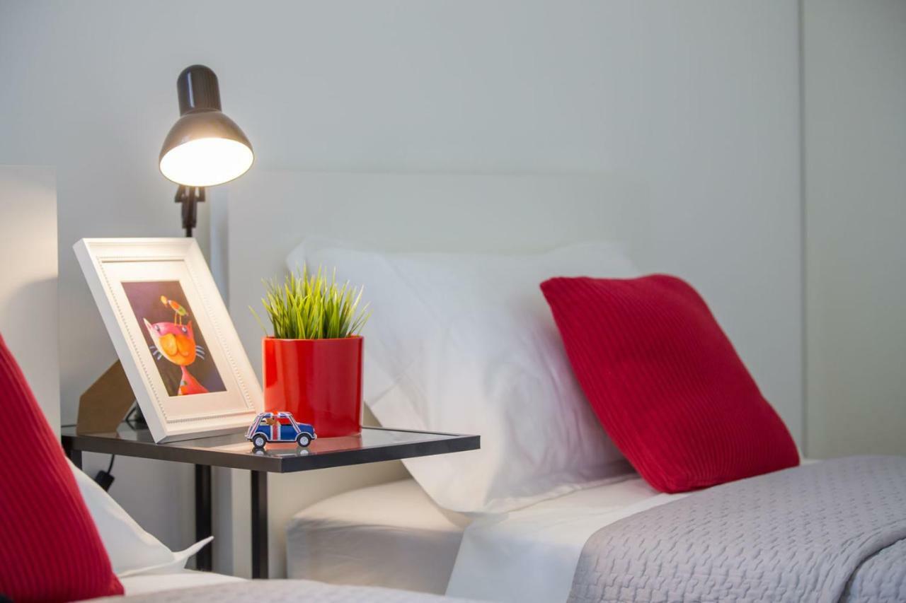 Villa Elysium - Beautiful Family House With Heated Pool Kaštela エクステリア 写真